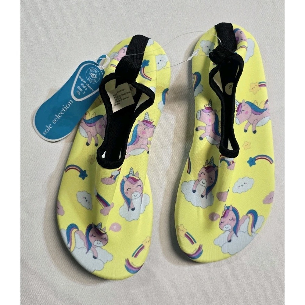 Royal Deluxe Girls Water Aqua Shoes XL 1 Youth Yellow Clouds